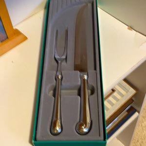 NIB Towle carving set.